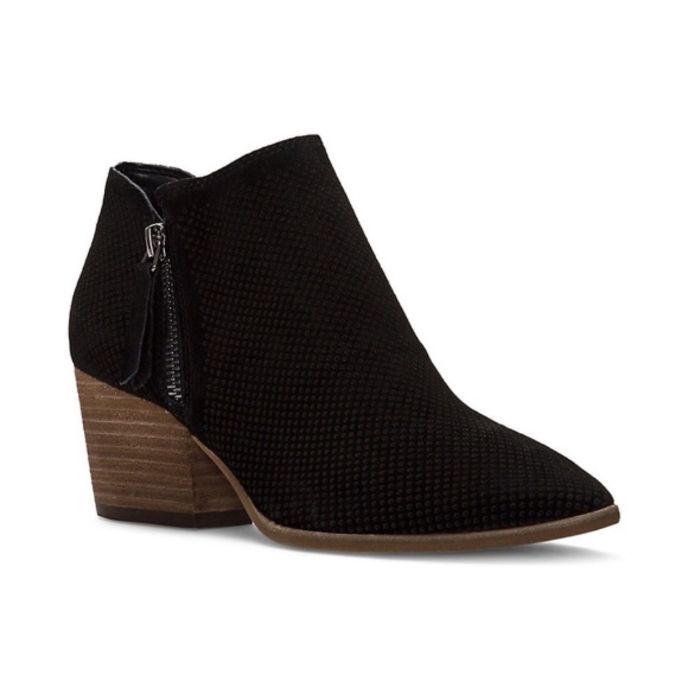Vince Camuto Perforated Nethera Ankle Heel Booties Size 7.5